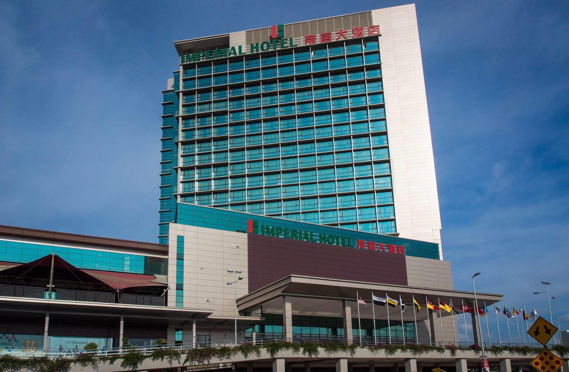 Imperial Hotel Kuching Buitenkant foto